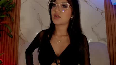 S A R A online show from 06-24-26, 02:10