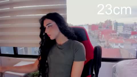 sara_hunter1 online show from 10-08-25, 12:03