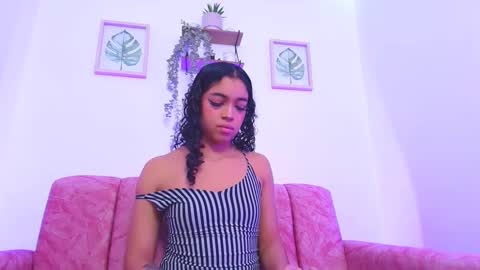 Sara Jhonson  online show from 12-21-24, 12:31