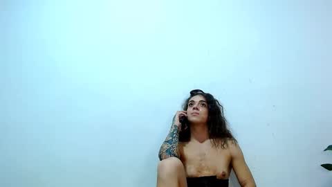 sara_johnson__ online show from 10-17-25, 02:59