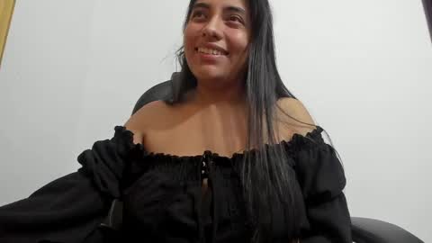 sara_len online show from 05-27-26, 05:21