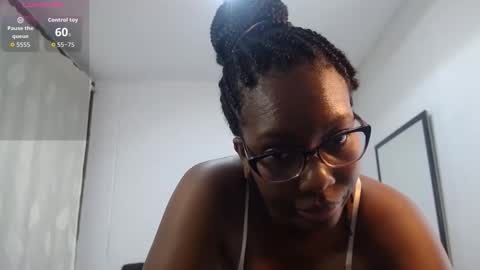 Snapshot of sara_marks chatting on 04-21-26, 11:05 S A R A online show from 04-21-26, 11:05