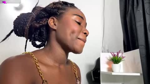 Sara online show from 01-23-25, 02:12