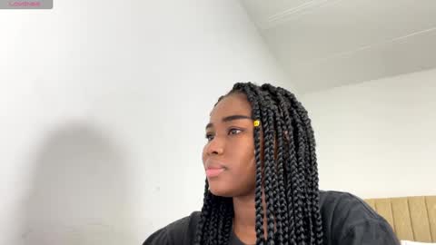 Sara online show from 09-16-25, 01:34