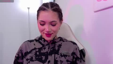 Sara online show from 10-01-25, 02:12