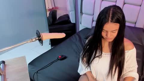 Sara  online show from 11-16-25, 11:27