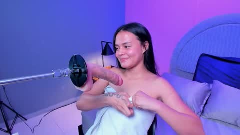 Sara  online show from 03-28-26, 07:13