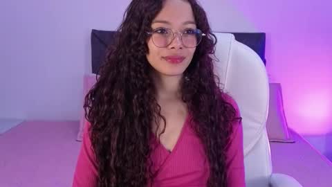 sara  online show from 09-11-25, 01:22