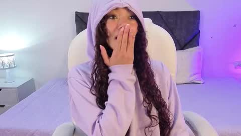 sara  online show from 02-09-26, 02:21