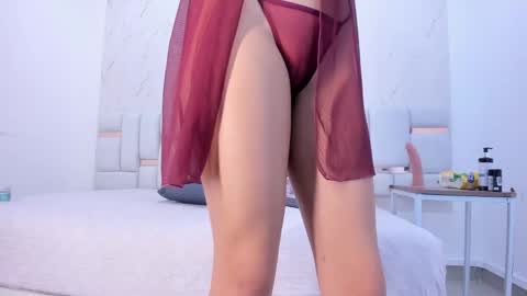 sara_sm1th_ online show from 04-27-26, 12:03