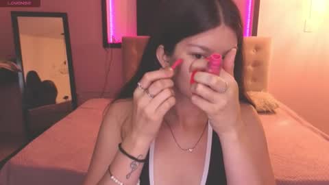 sara_valderrama_ online show from 03-03-26, 11:49