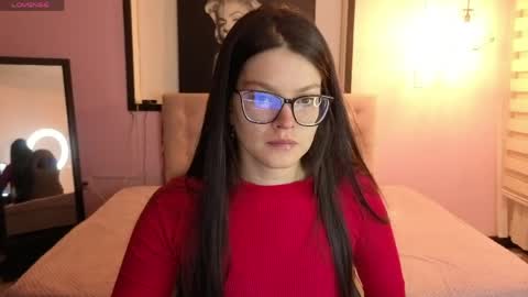 sara_valderrama_ online show from 04-07-26, 12:38