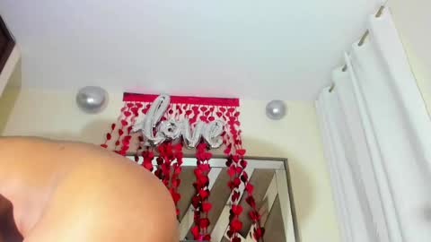 Snapshot of sara_williams01 chatting on 02-24-25, 07:19 SARA 730 A 200 PM online show from 02-24-25, 07:19