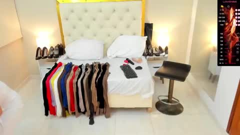 Saraa Gomez online show from 02-22-25, 03:23