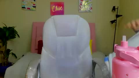 Snapshot of saraa_ramirez chatting on 12-16-24, 04:02 Sarah Ramirez online show from 12-16-24, 04:02