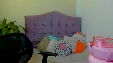 Snapshot of saraa_ramirez chatting on 12-16-24, 10:18 Sarah Ramirez online show from 12-16-24, 10:18