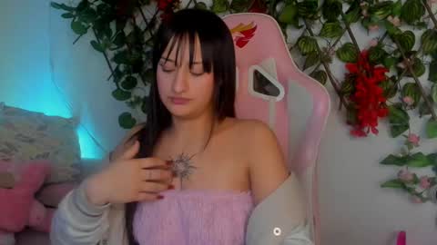 Snapshot of saraa_ramirez chatting on 12-24-24, 04:19 Sarah Ramirez online show from 12-24-24, 04:19