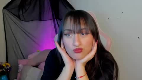 Snapshot of saraa_ramirez chatting on 01-06-25, 03:31 Sarah Ramirez online show from 01-06-25, 03:31