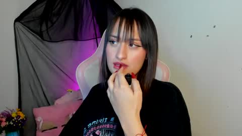Snapshot of saraa_ramirez chatting on 01-06-25, 06:36 Sarah Ramirez online show from 01-06-25, 06:36