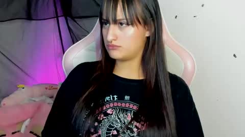 Snapshot of saraa_ramirez chatting on 01-06-25, 09:41 Sarah Ramirez online show from 01-06-25, 09:41
