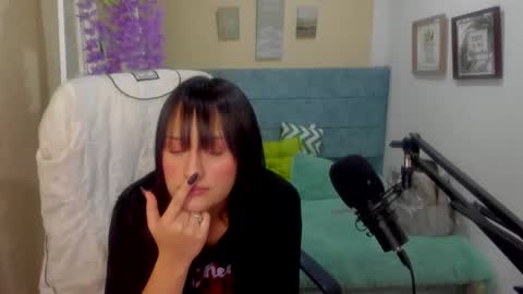 Snapshot of saraa_ramirez chatting on 02-01-25, 12:07 Sarah Ramirez online show from 02-01-25, 12:07