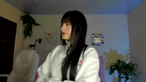 Snapshot of saraa_ramirez chatting on 02-17-25, 02:37 Sarah Ramirez online show from 02-17-25, 02:37