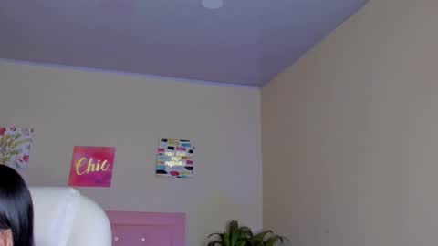 Snapshot of saraa_ramirez chatting on 02-19-25, 11:38 Sarah Ramirez online show from 02-19-25, 11:38
