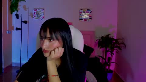 Snapshot of saraa_ramirez chatting on 03-08-25, 03:02 Sarah Ramirez online show from 03-08-25, 03:02