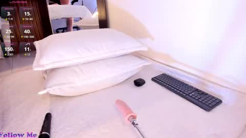 Snapshot of saraa_romero chatting on 02-17-26, 02:08 sara online show from 02-17-26, 02:08