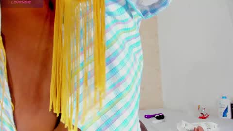 saraacollinss online show from 03-04-25, 03:00