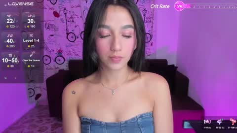 Snapshot of saraamills chatting on 02-24-25, 07:19 Sara online show from 02-24-25, 07:19