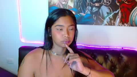 SARAHGIL online show from 12-27-24, 01:43