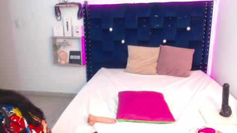 SARAHGIL online show from 01-29-25, 11:04