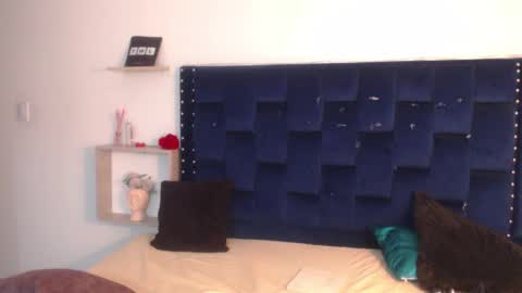 SARAHGIL online show from 02-23-25, 04:57