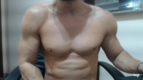 saradorj92 online show from 01-27-25, 08:40