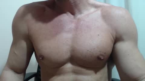 saradorj92 online show from 02-25-26, 05:39