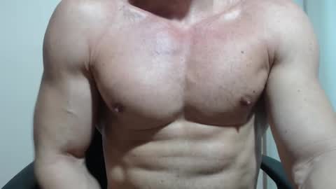 saradorj92 online show from 02-27-26, 03:39