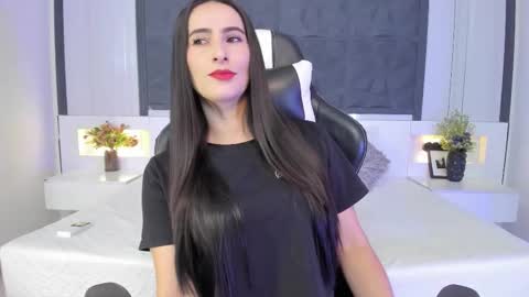  Sara Gomez  online show from 10-15-25, 01:22