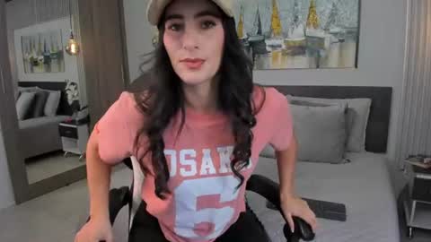 Sara Gomez  online show from 06-17-26, 01:45