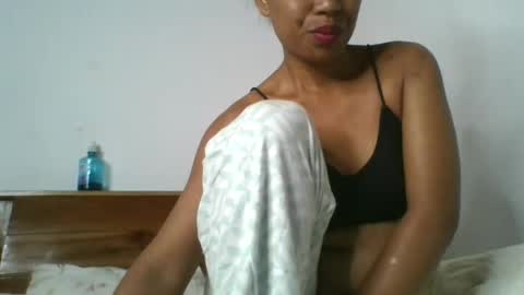 sarah3101 online show from 07-24-26, 08:18