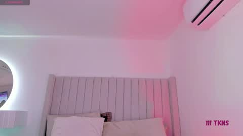 Sarah Bonneth online show from 11-01-25, 11:56