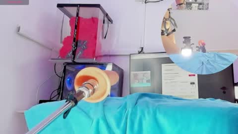 sarah_carter__ online show from 05-06-26, 02:19