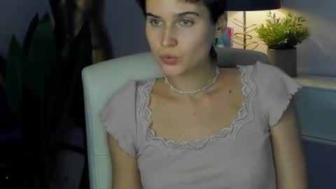 Sarah online show from 10-09-25, 03:32