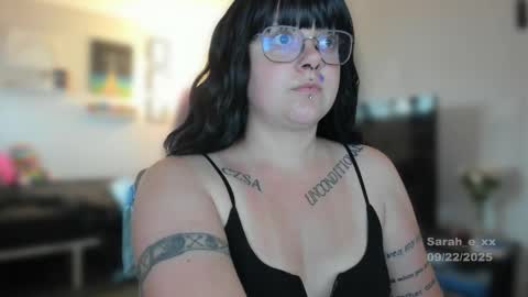 Sarah online show from 09-22-25, 03:03