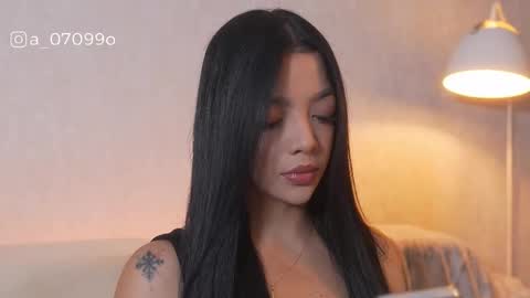       online show from 12-19-25, 12:01