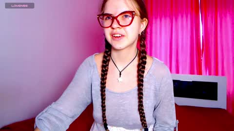 Sarah online show from 12-11-24, 05:10