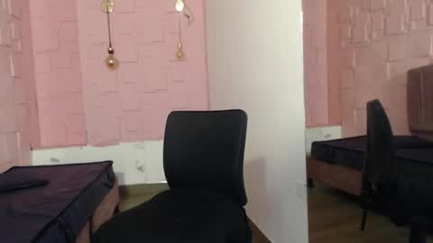 Sarah  online show from 02-03-26, 06:22