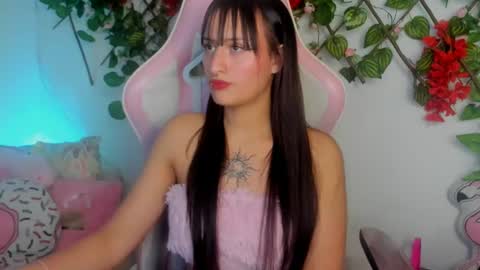 Snapshot of sarah_ramirez777 chatting on 12-24-24, 09:17 Sarah Ramirez online show from 12-24-24, 09:17