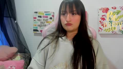 Snapshot of sarah_ramirez777 chatting on 12-31-24, 03:45 Sarah Ramirez online show from 12-31-24, 03:45