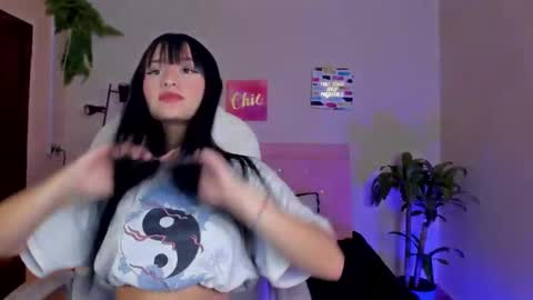 Snapshot of sarah_ramirez777 chatting on 02-13-25, 11:50 Sarah Ramirez online show from 02-13-25, 11:50